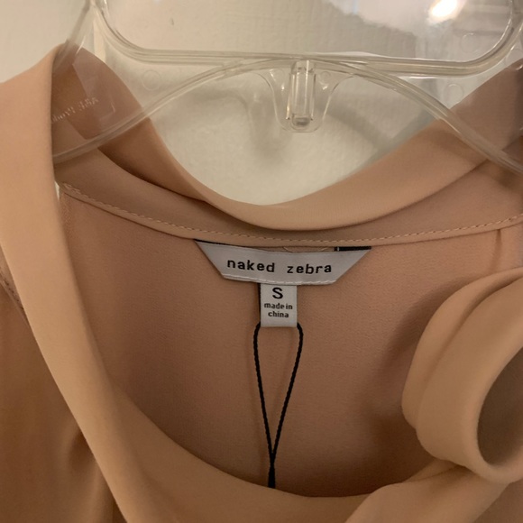 Tan Halter Top Sleeveless Blouse (NWT!!) NEVER BEEN WORN!! - Picture 4 of 4